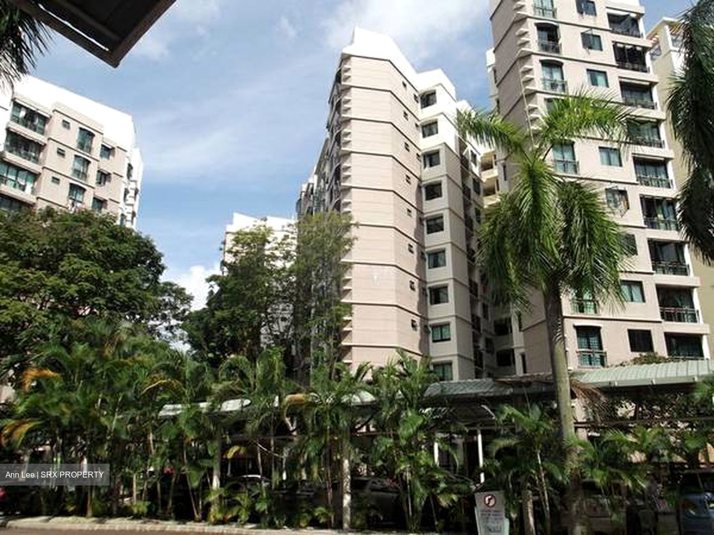 Simei Green Condominium (D18), Condominium #526293431